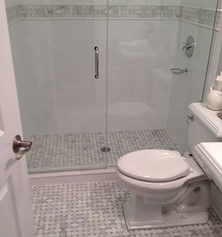 Tiled Shower and Toilet in Schaumburg