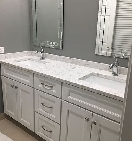 White Vanity and Top in Schaumburg