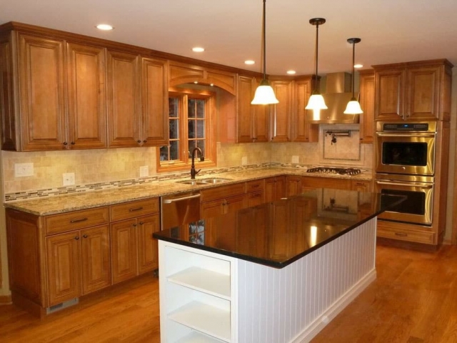 Full Kitchen Remodel with White Island in Schaumburg