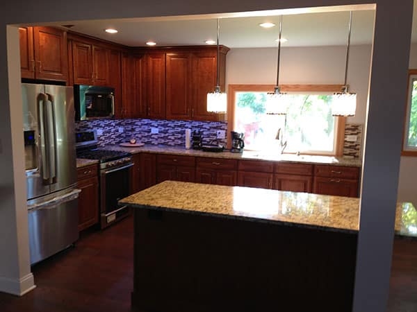 Under Cabinet Lighting in Kitchen Renovation Schaumburg