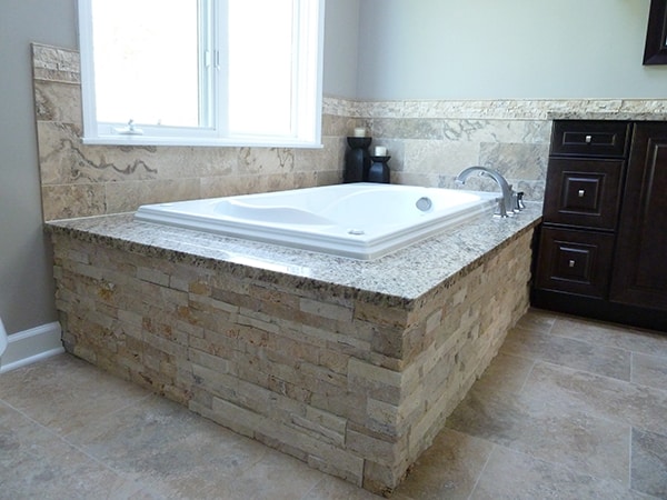 Modern Bathroom Design in Schaumburg IL