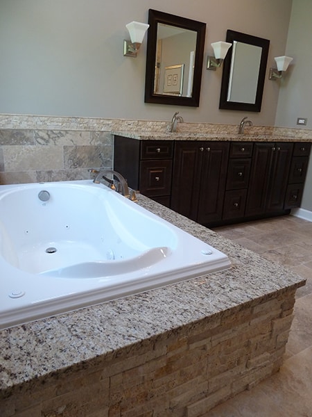 Clean and Professional Bathroom Remodeling in Schaumburg IL