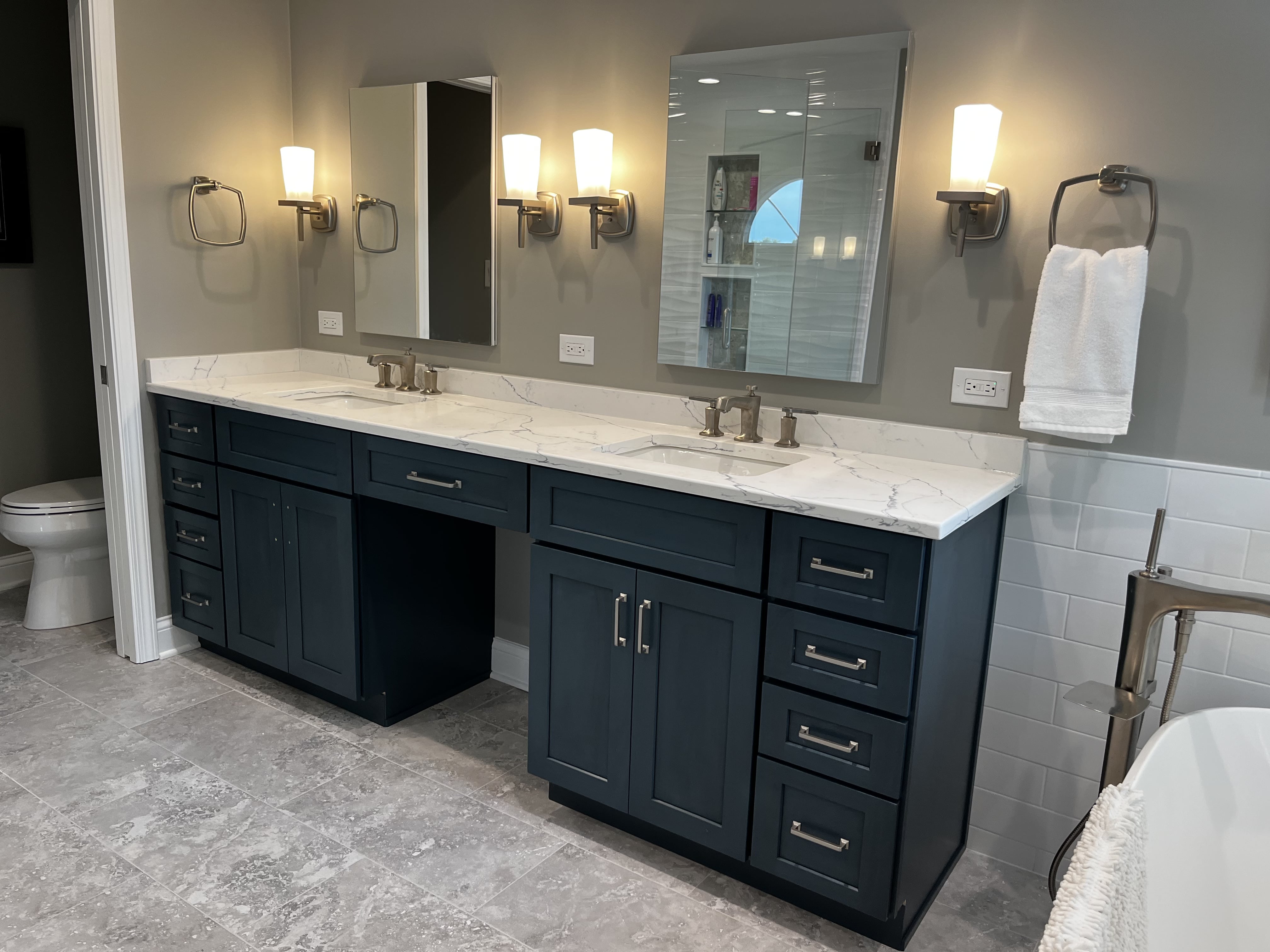 Schaumburg Bathroom Makeover